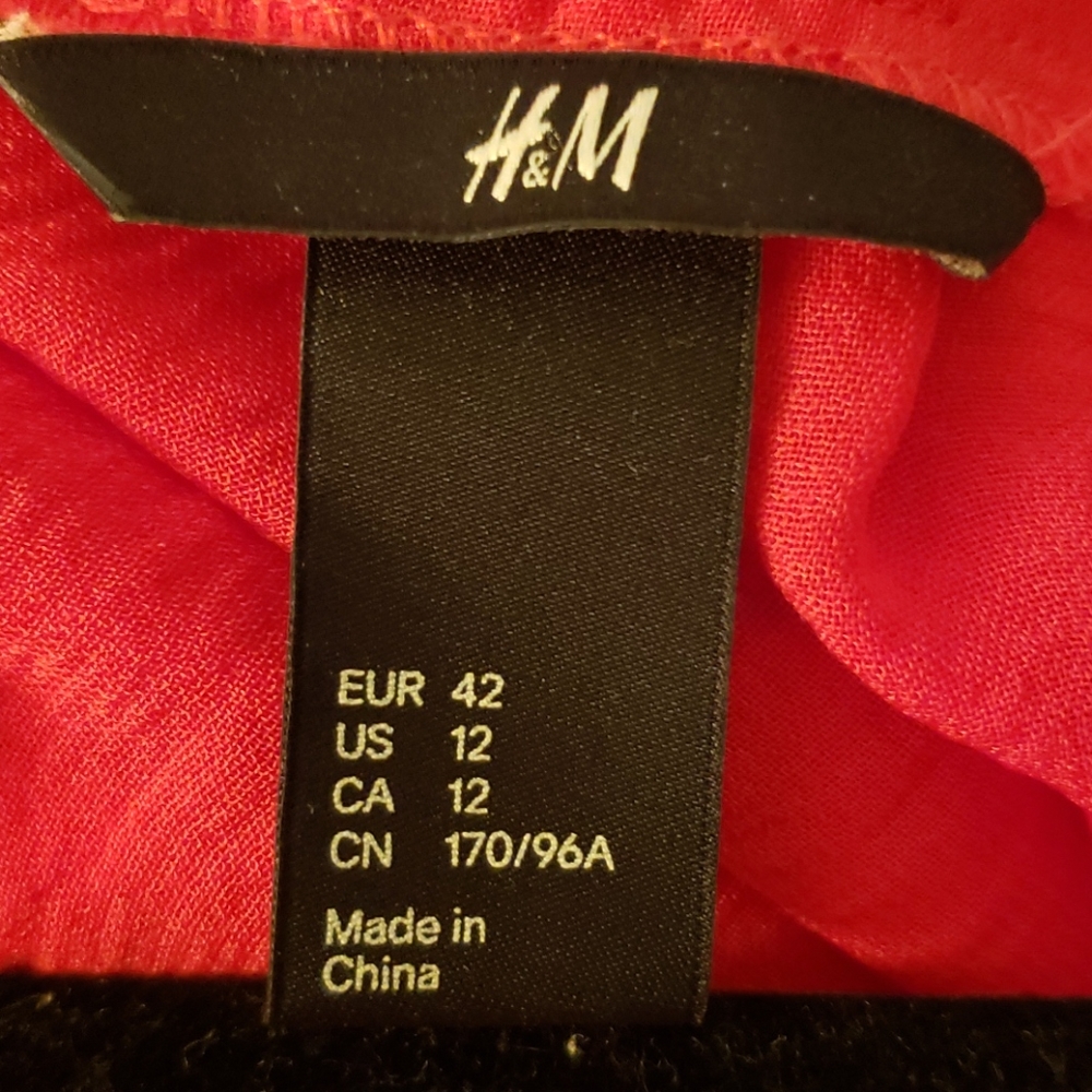 H&M Red Top - Picture 3 of 3